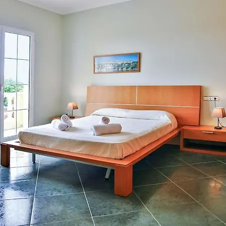 Vila Cala'n Blanes Sleeps 6 Pool Air Con Wifi *
